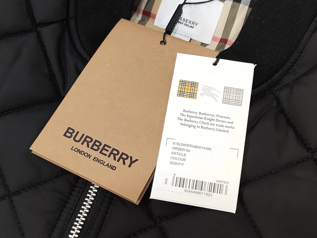 【2026】【BURBERRY  公式旗艦店】バーバリー   ジャケット着 好評に付き再入荷！241112