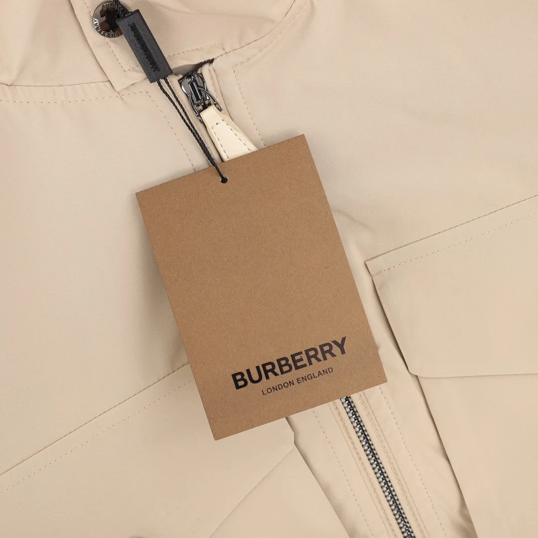 【2026】【BURBERRY  公式旗艦店】バーバリー   ジャケット着 好評に付き再入荷！241112