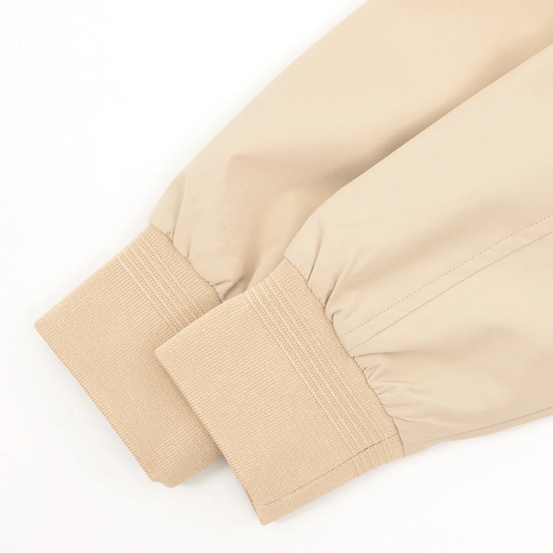 【2026】【BURBERRY  公式旗艦店】バーバリー   ジャケット着 好評に付き再入荷！241112