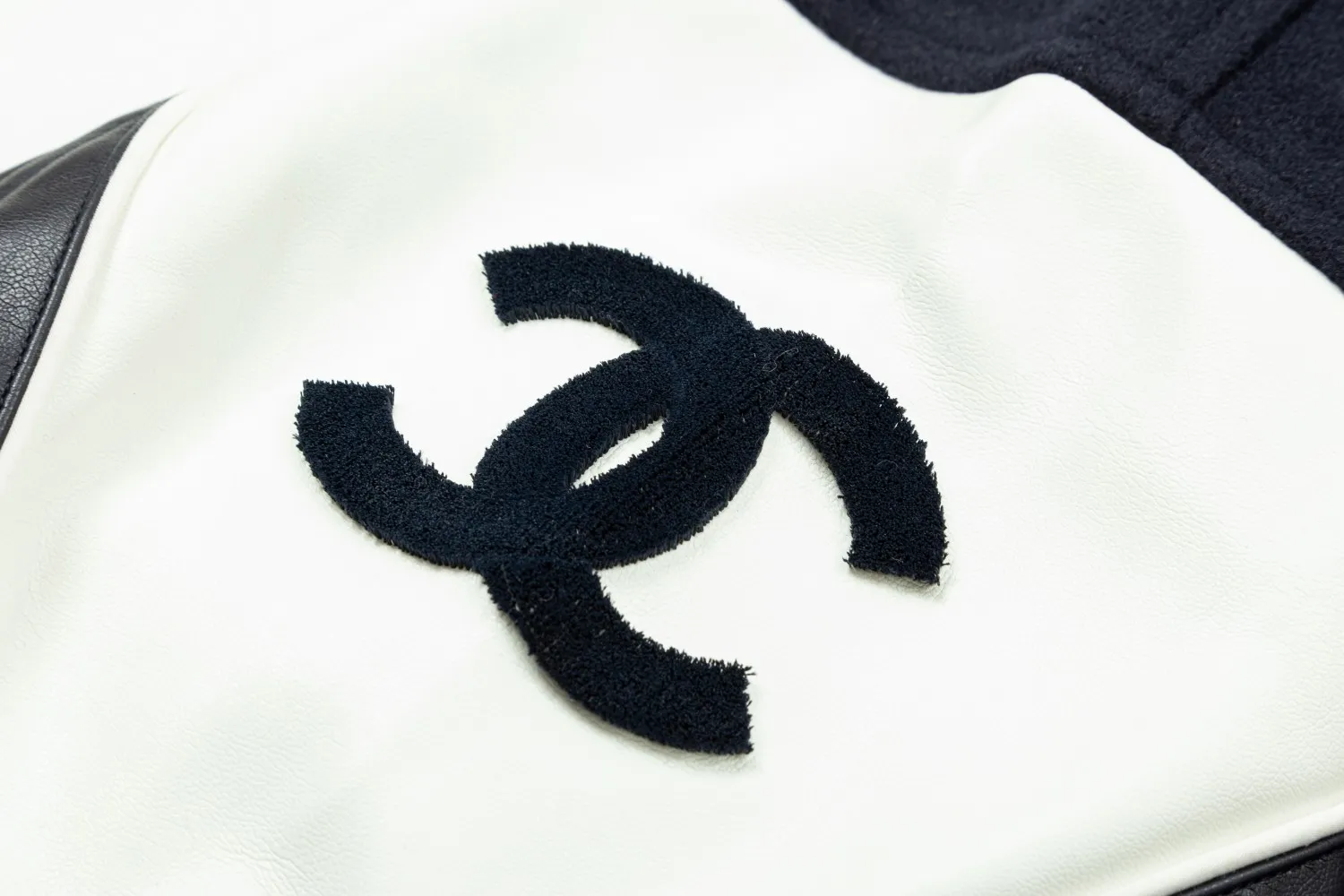 【2026】【CHANEL  公式旗艦店】シャネル   ジャケット着 好評に付き再入荷！241111