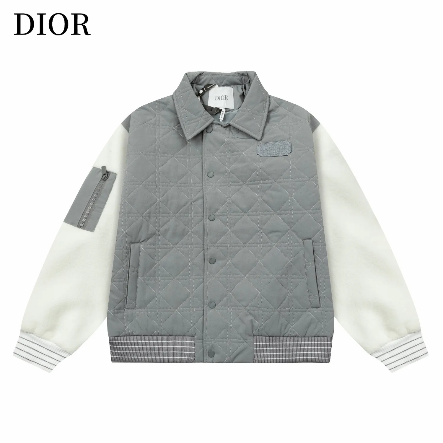【2026】【DIOR  公式旗艦店】ディオール ジャケット着 好評に付き再入荷！241111