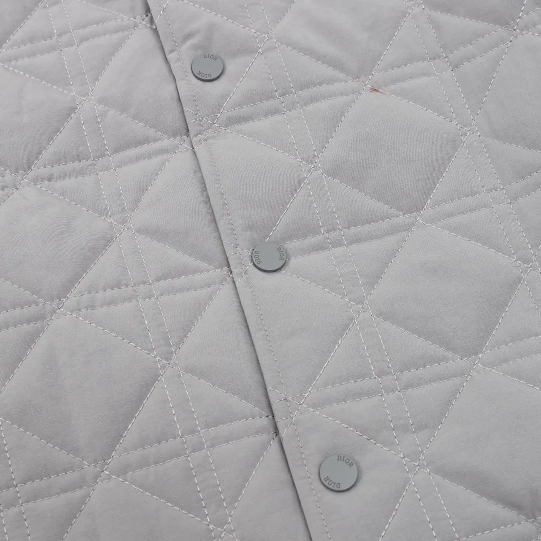 【2026】【DIOR  公式旗艦店】ディオール ジャケット着 好評に付き再入荷！241111