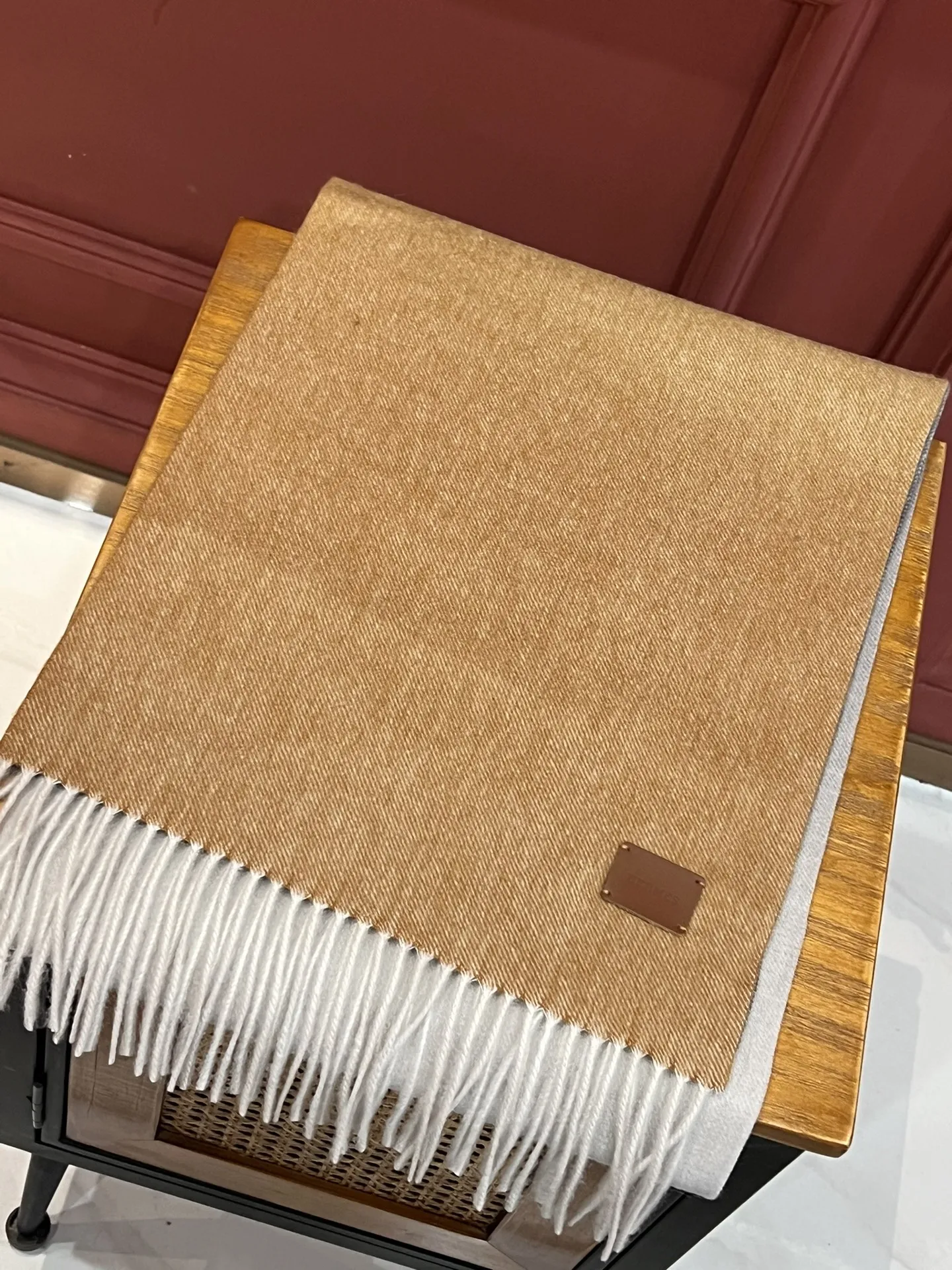 【2026】【HERMES エルメス 】スカーフ   32*190CM  241109