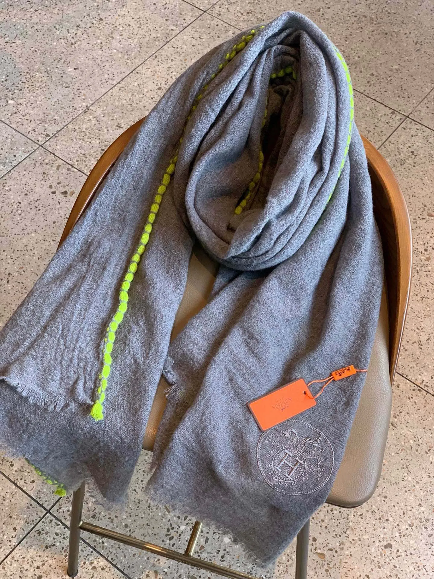【2026】【HERMES エルメス 】スカーフ   180*70CM  241109
