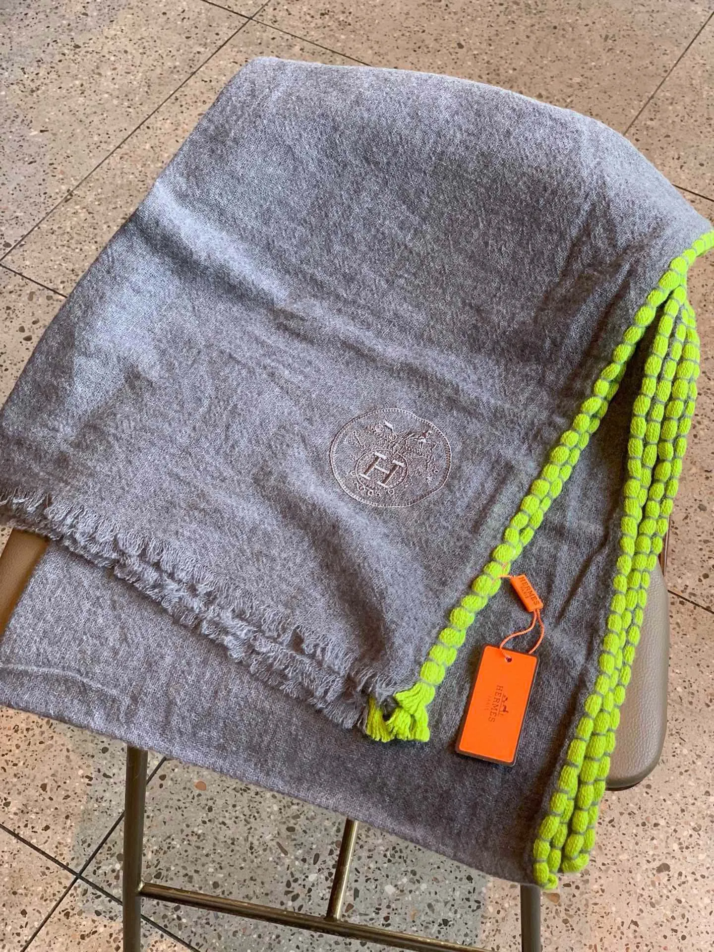 【2026】【HERMES エルメス 】スカーフ   180*70CM  241109