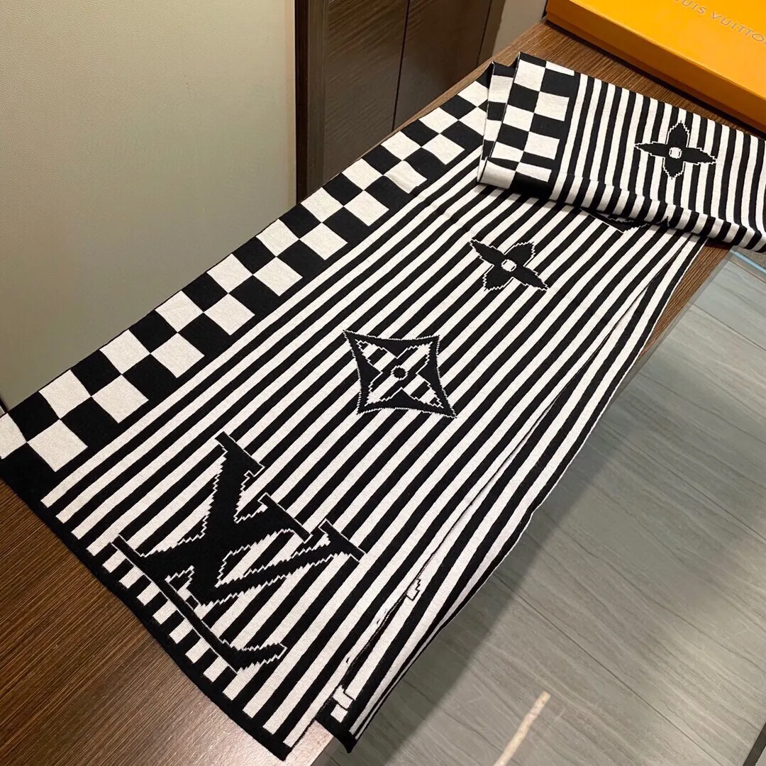 【2026】【LV LOUIS VUITTON ルイ·ヴィトン】 スカーフ 30*180cm  241107