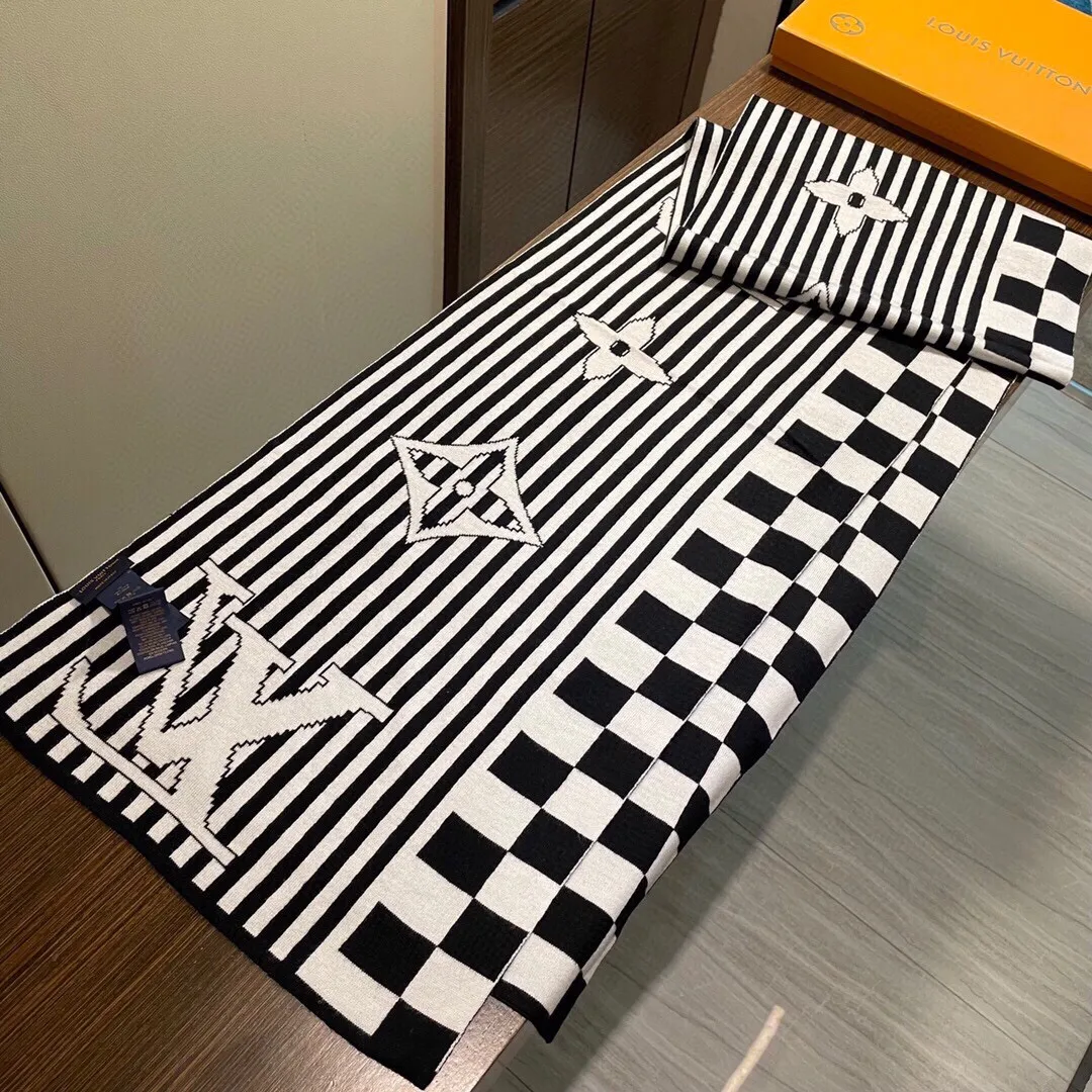 【2026】【LV LOUIS VUITTON ルイ·ヴィトン】 スカーフ 30*180cm  241107