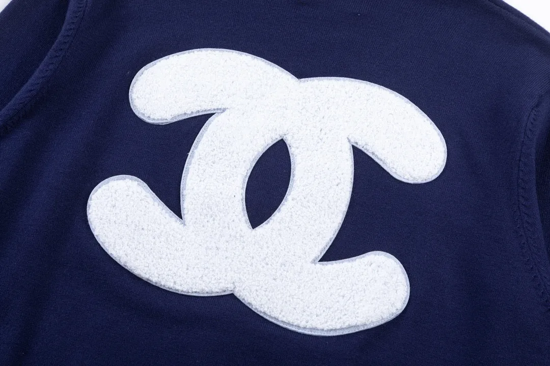 【2026】【CHANEL  公式旗艦店】シャネル  セーター好評に付き再入荷！ 241102