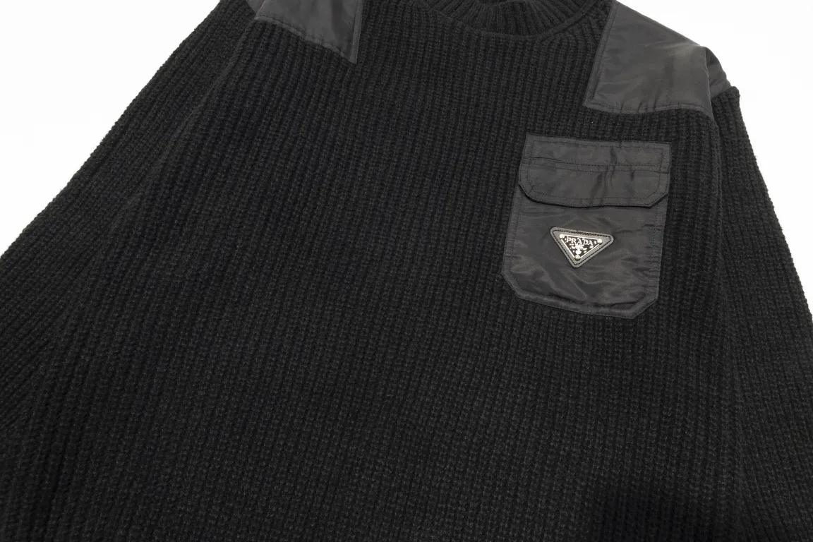 【2026】【PRADA   公式旗艦店】プラダ  セーター好評に付き再入荷！ 241031