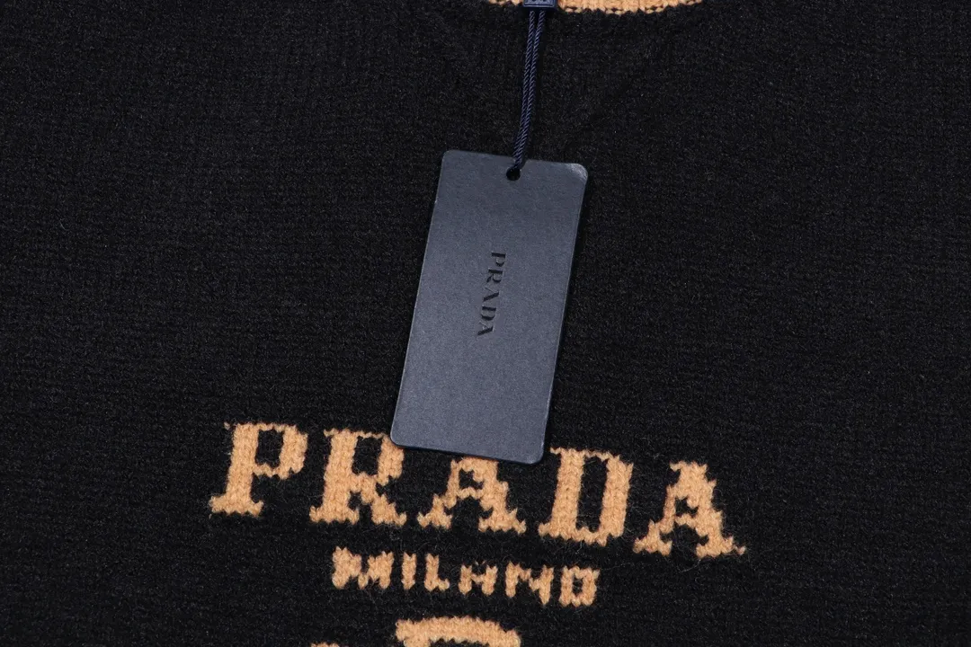 【2026】【PRADA   公式旗艦店】プラダ  セーター好評に付き再入荷！ 241031