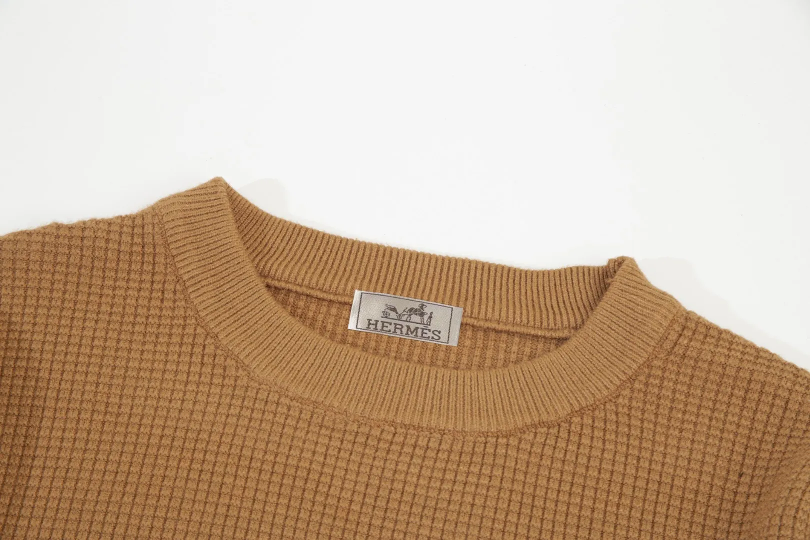【2026】【Hermès  公式旗艦店】エルメス  セーター好評に付き再入荷！ 241030