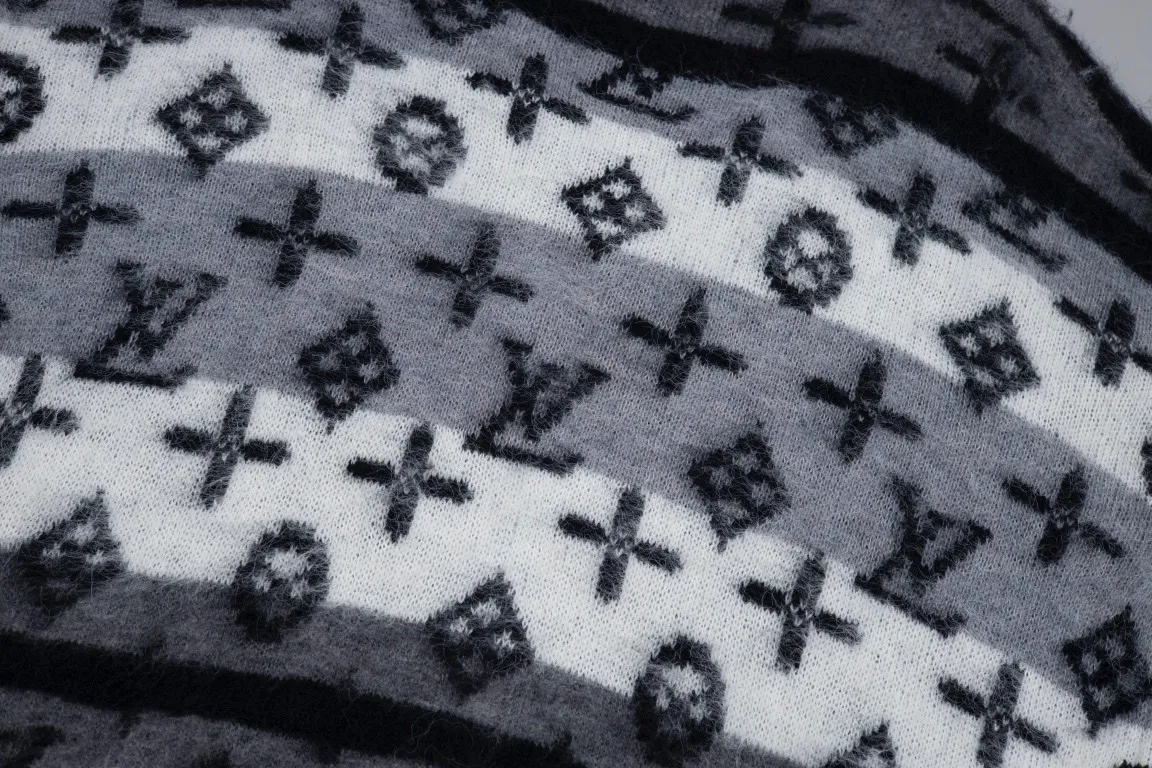 【2026】LV 【LOUIS VUITTON 公式旗艦店】ルイヴィトン  セーター好評に付き再入荷！ 241029