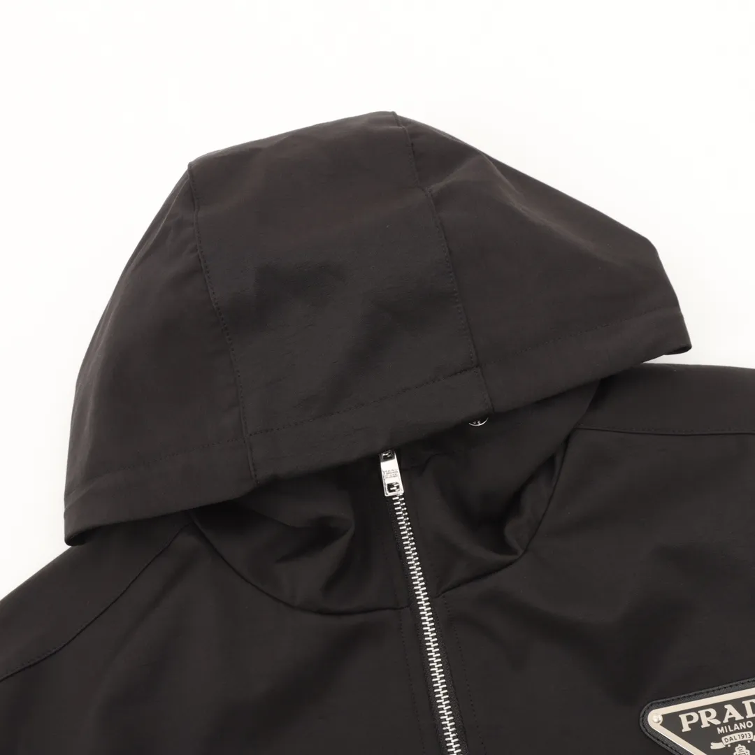 【2026】【PRADA  公式旗艦店】プラダ   ジャケット着 好評に付き再入荷！241028