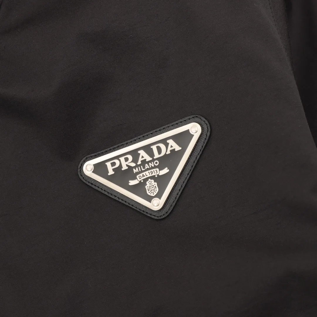 【2026】【PRADA  公式旗艦店】プラダ   ジャケット着 好評に付き再入荷！241028