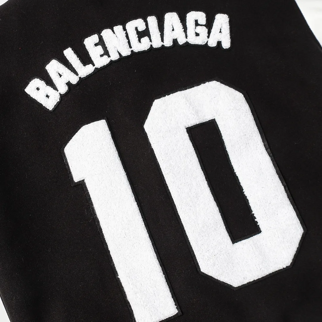 【2026】【BALENCIAGA  公式旗艦店】バレンシアガ   野球着 ジャケット着 好評に付き再入荷！241028