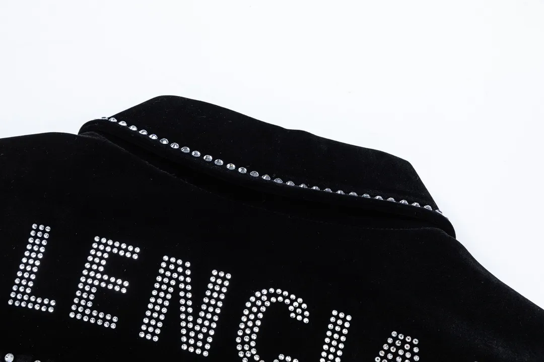 【2026】【BALENCIAGA  公式旗艦店】バレンシアガ   野球着 ジャケット着 好評に付き再入荷！241028