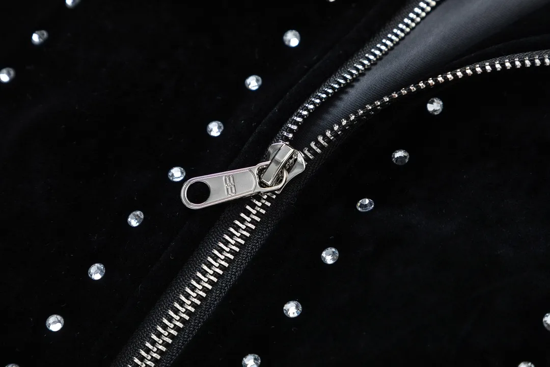 【2026】【BALENCIAGA  公式旗艦店】バレンシアガ   野球着 ジャケット着 好評に付き再入荷！241028