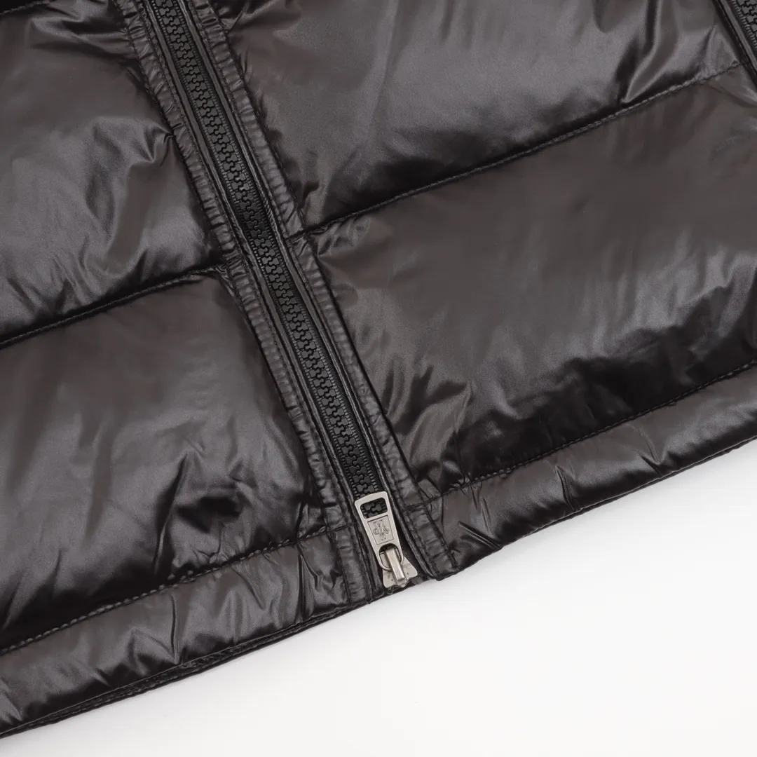 【2026】【MONCLER 公式旗艦店】モンクレール  ダウンベスト 好評に付き再入荷！ 241026
