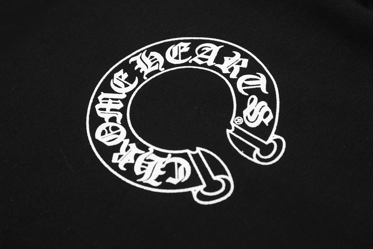 【2026】【CHROME HEARTS 公式旗艦店】クロムハーツ  パーカー  スウェットご好評に付き再入荷  241025