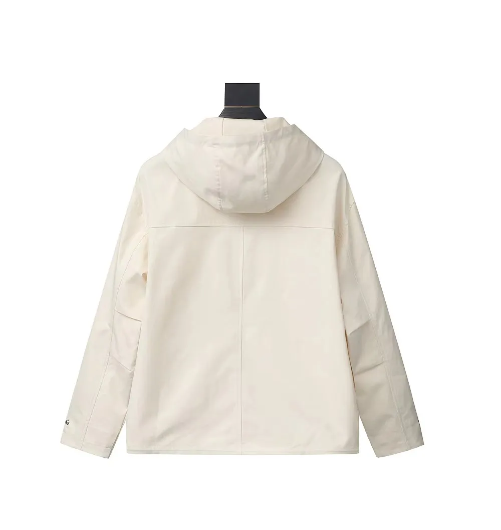 【2026】【MONCLER 公式旗艦店】 モンクレール  ジャケット着 ご好評に付き再入荷！241023