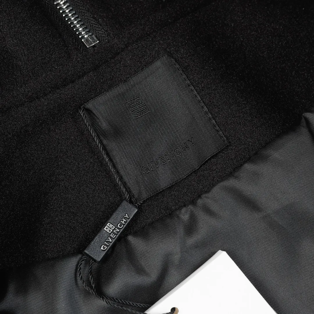 【2026】【GIVENCHY 公式旗艦店】ジバンシー 野球着  ジャケット着 ご好評に付き再入荷！241023
