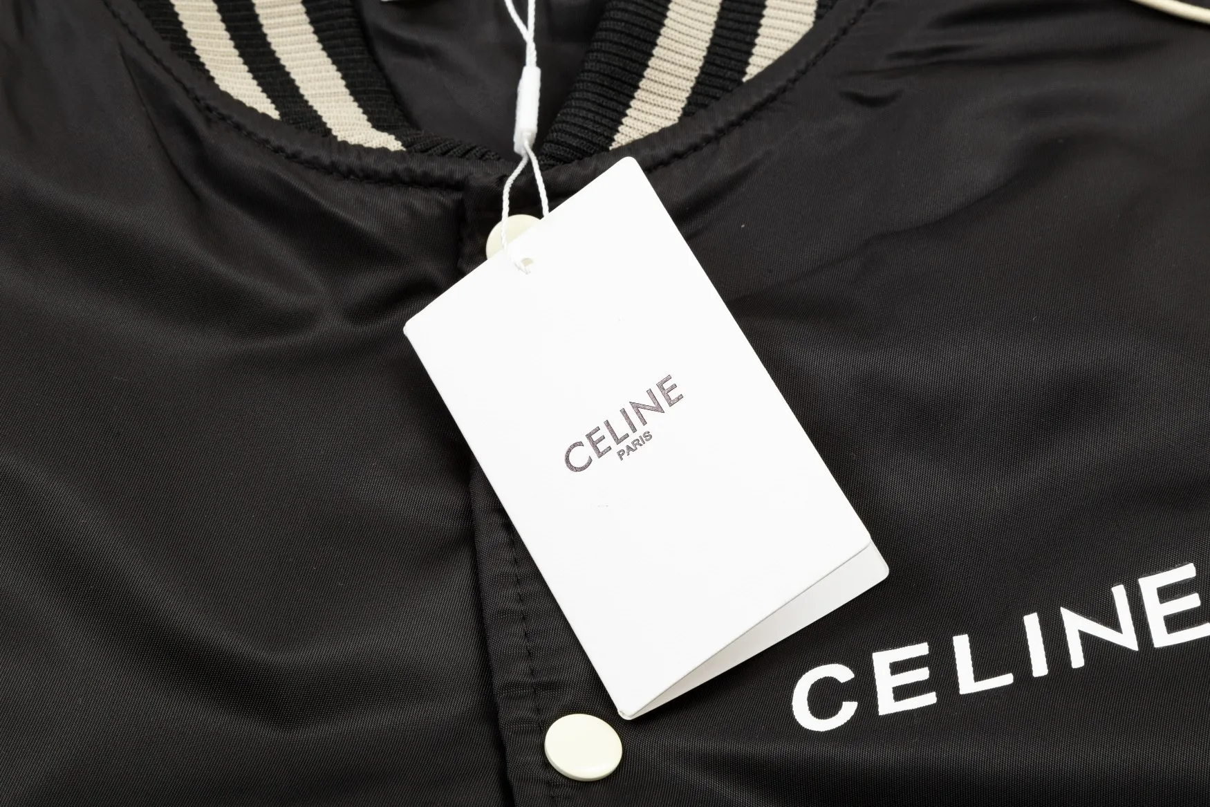 【2026】【CELINE  公式旗艦店】セリーヌ  ジャケット着 ご好評に付き再入荷！241022