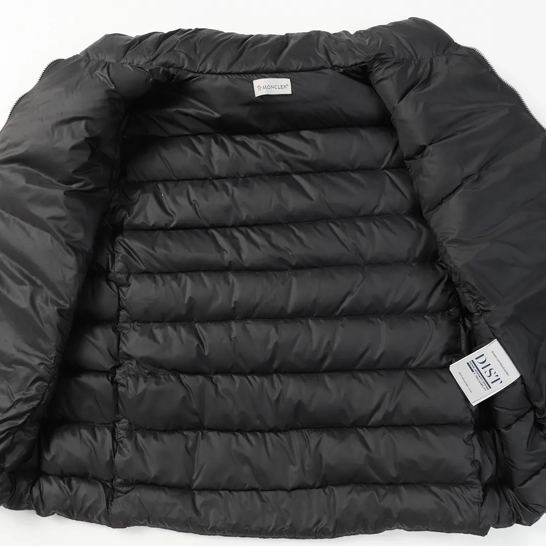 【2026】【MONCLER 公式旗艦店】モンクレール  ダウンジャケット好評に付き再入荷！ 271017