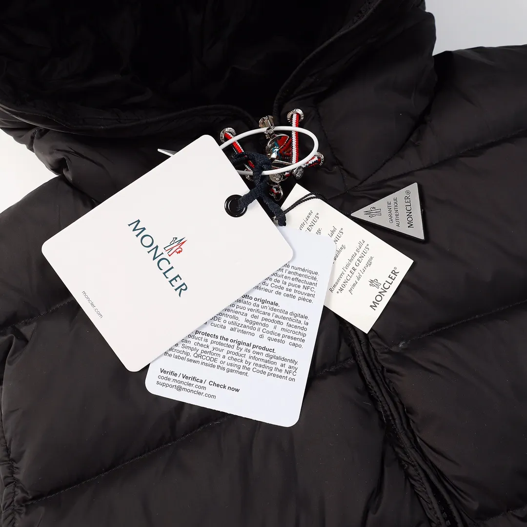 【2026】【MONCLER 公式旗艦店】モンクレール ダウンベスト 好評に付き再入荷！ 271017