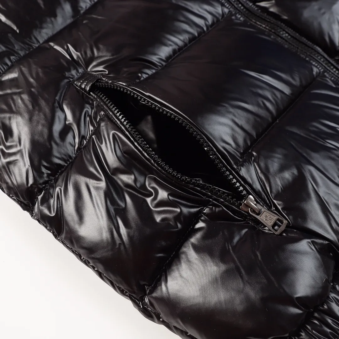 【2026】【MONCLER 公式旗艦店】モンクレール ダウンベスト 好評に付き再入荷！ 271017