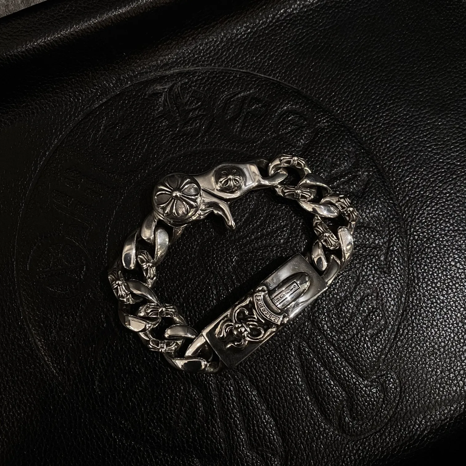 【2026】【CHROME HEARTS】ブレスレット、ファッションシンプルなスタイル   241015