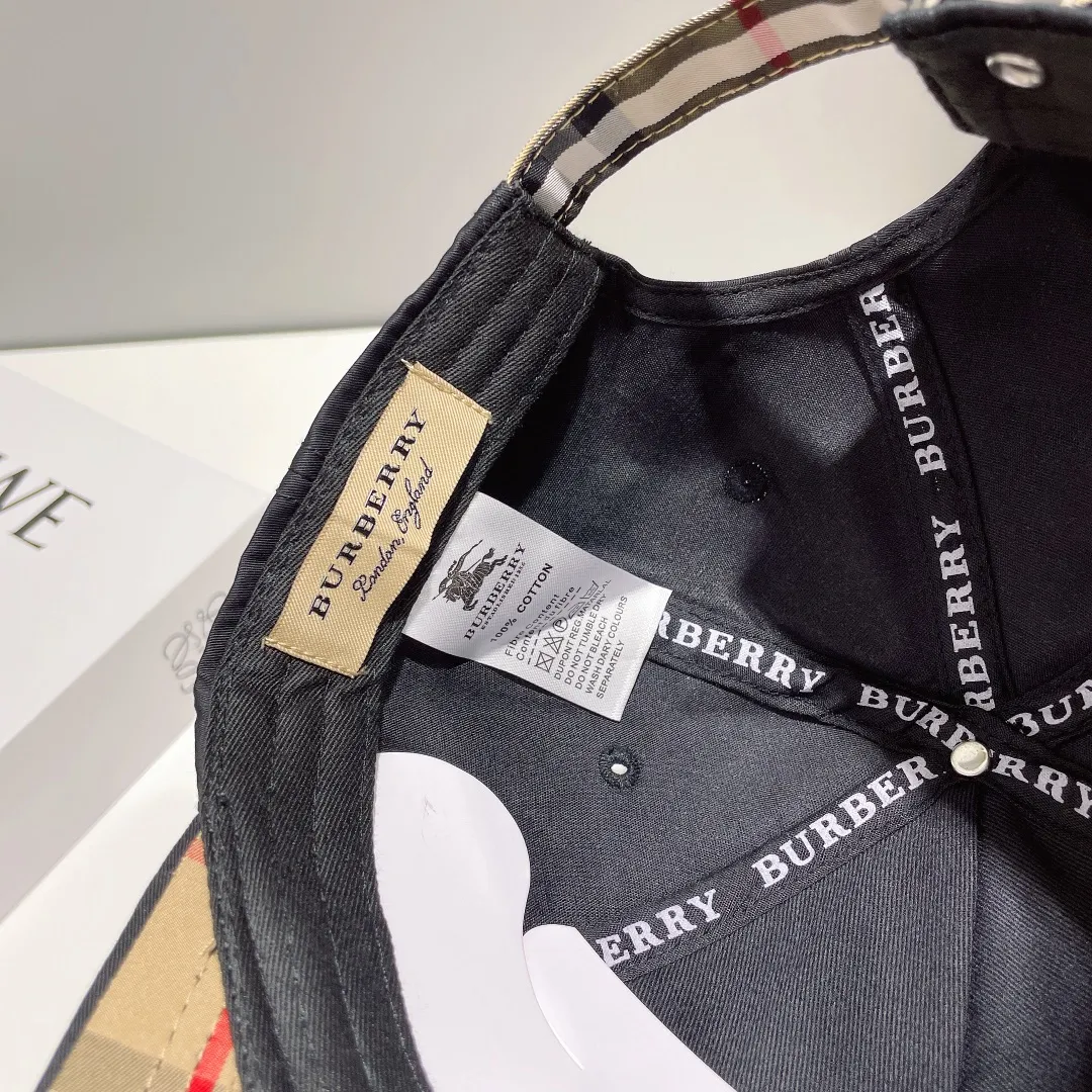 【2026】【BURBERRY  バーバリー】【数量限定】 野球帽 / ハット 241011