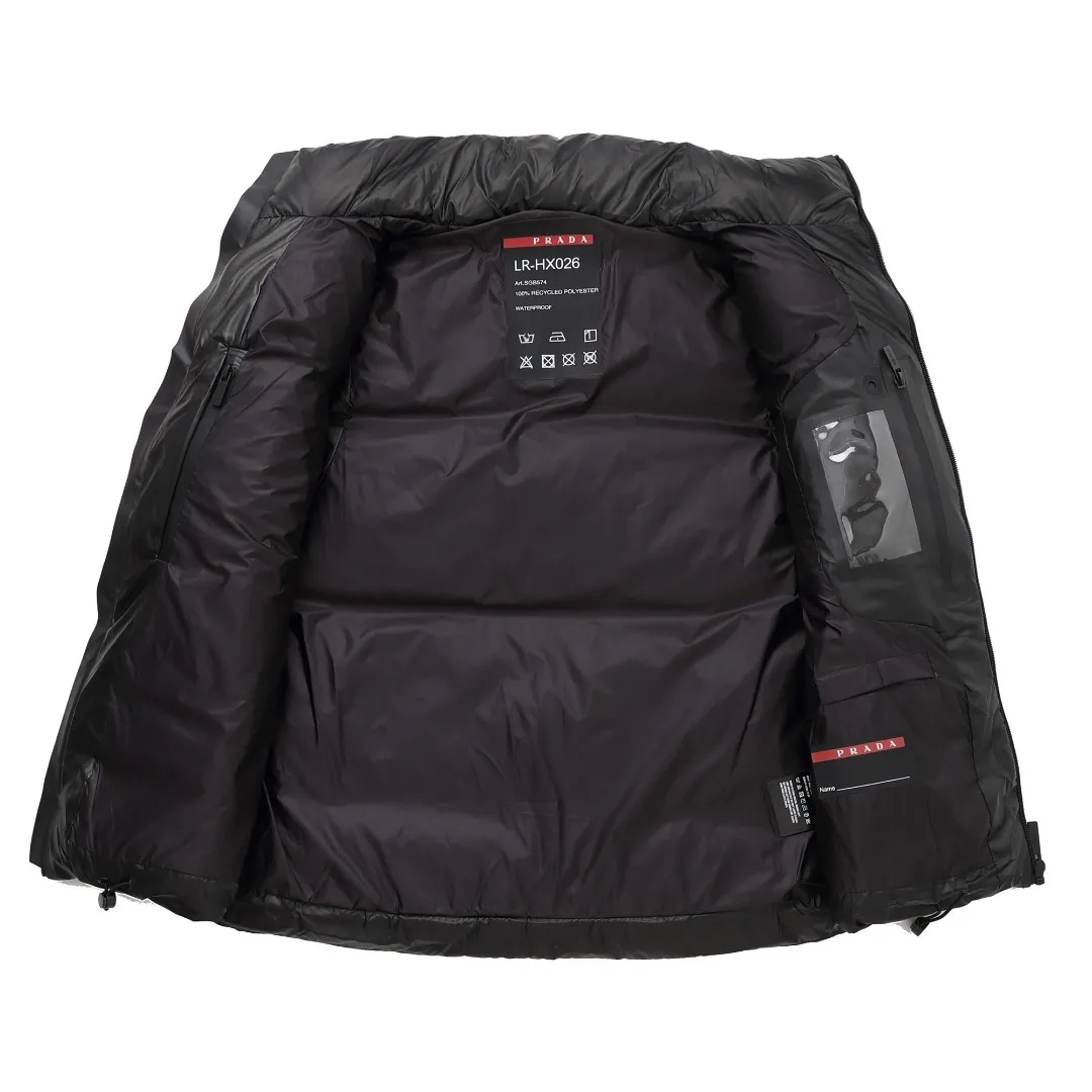 【2026】【PRADA 公式旗艦店】プラダ ダウンベスト 当日出荷 好評に付き再入荷！241009