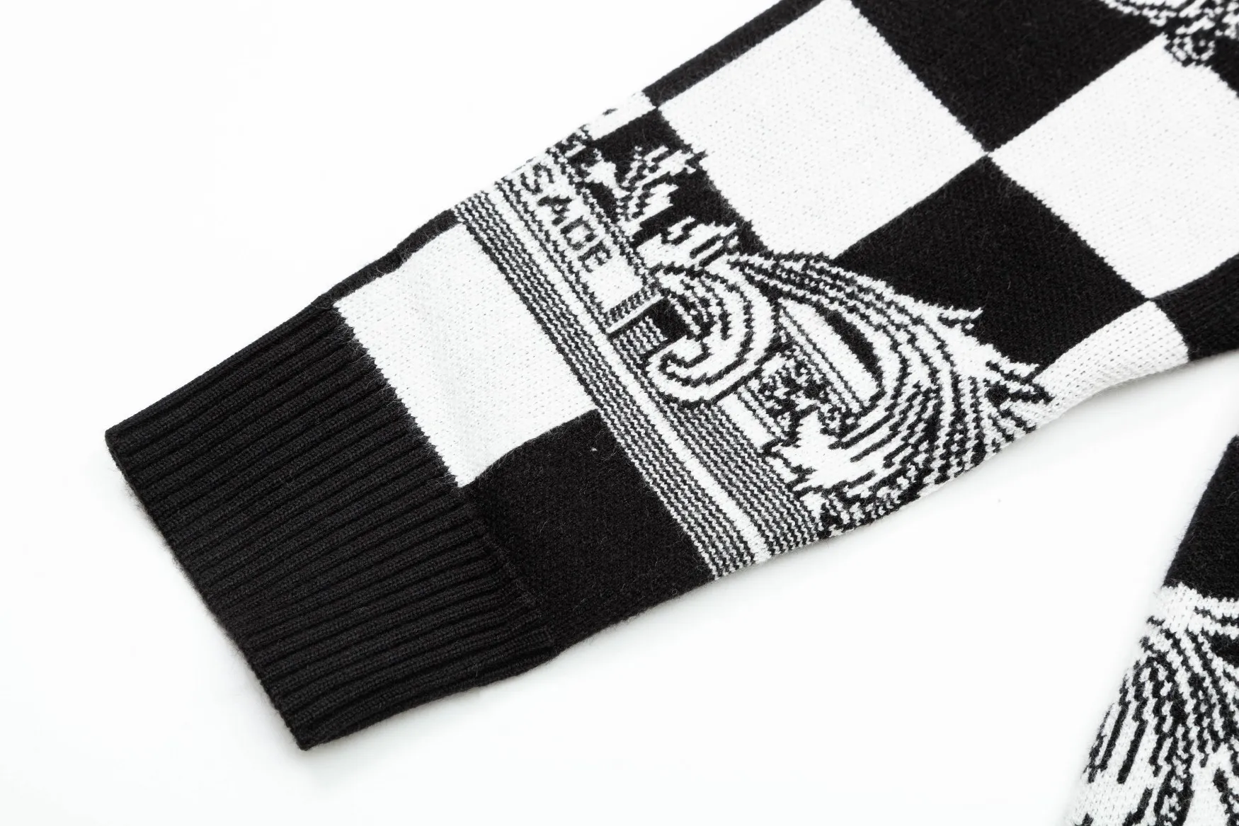 【2026】【VERSACE  公式旗艦店】ヴェルサーチ  セーター好評に付き再入荷！ 240930