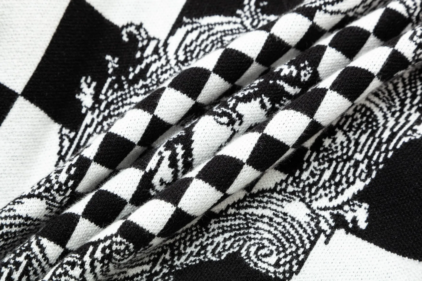 【2026】【VERSACE  公式旗艦店】ヴェルサーチ  セーター好評に付き再入荷！ 240930
