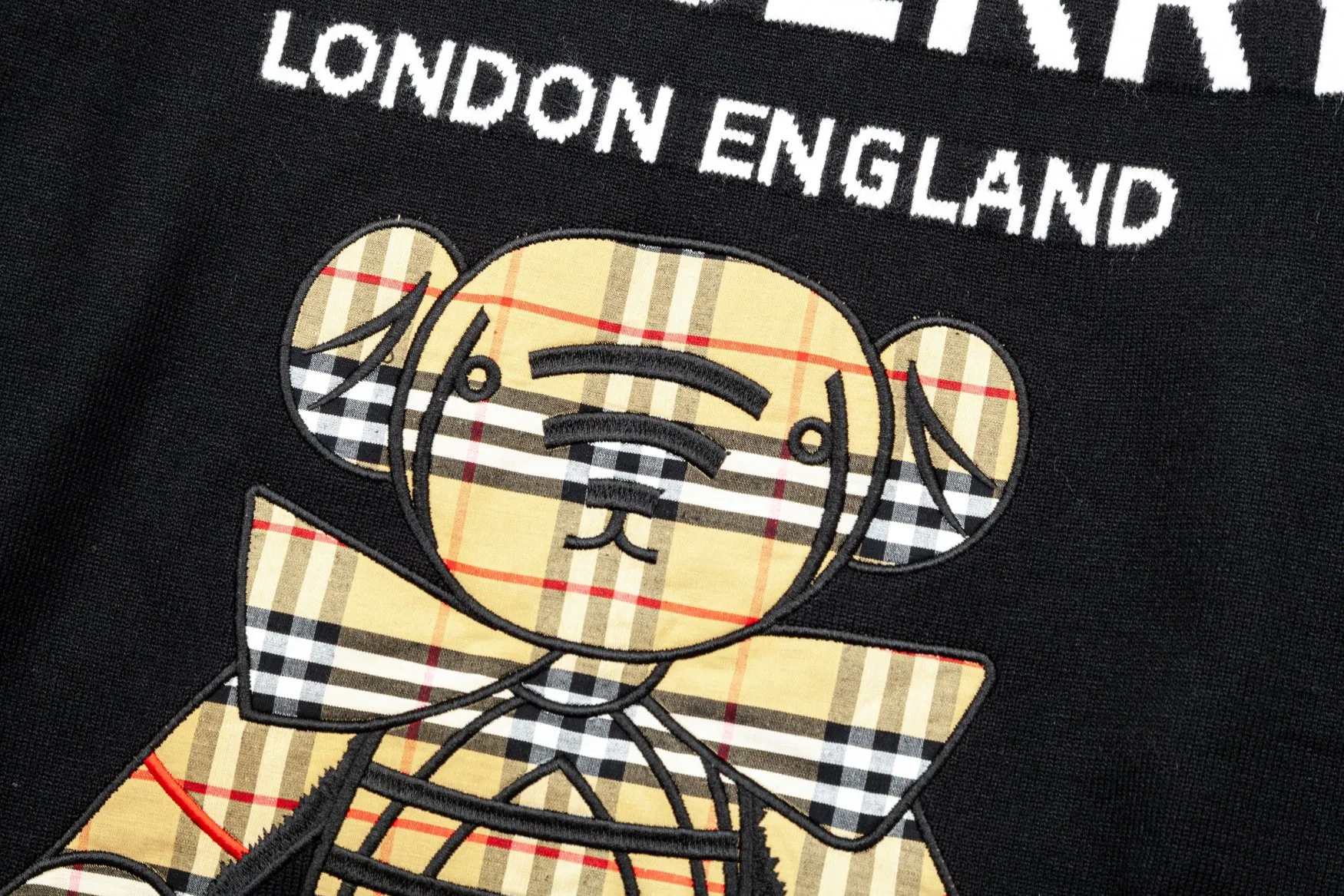 【2026】【BURBERRY 公式旗艦店】バーバリー   セーター好評に付き再入荷！ 240930