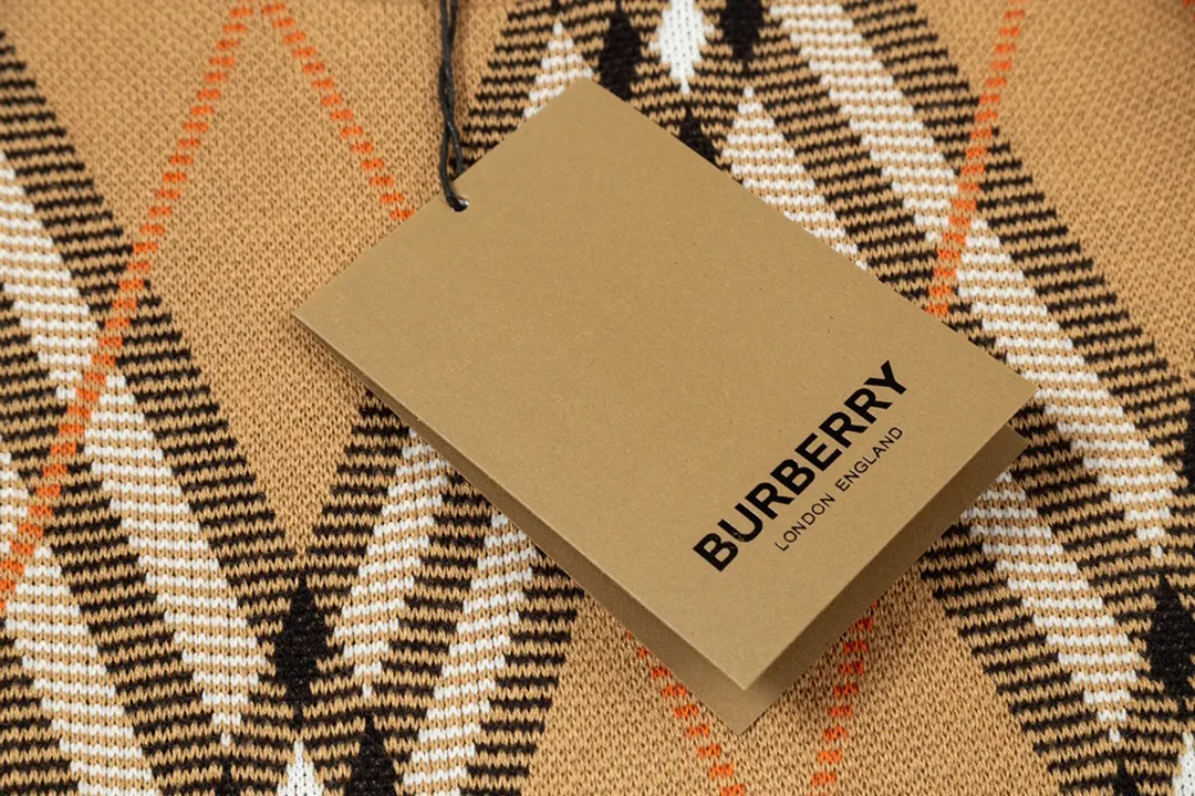 【2026】【BURBERRY  公式旗艦店】バーバリー   セーター好評に付き再入荷！ 240930
