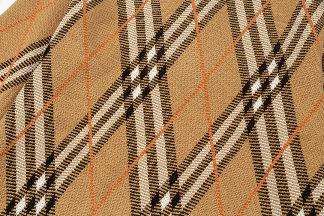 【2026】【BURBERRY  公式旗艦店】バーバリー   セーター好評に付き再入荷！ 240930