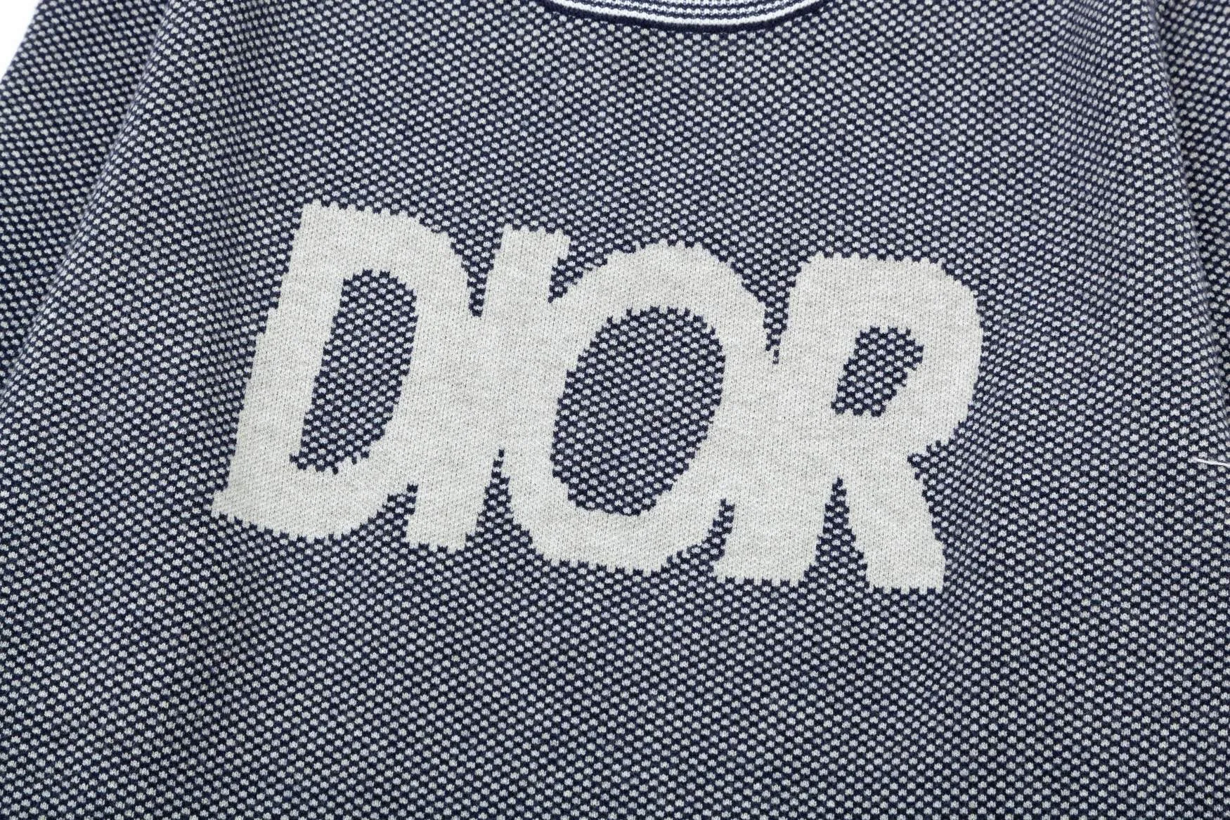 【2026】【DIOR 公式旗艦店】ディオール   セーター好評に付き再入荷！ 240929