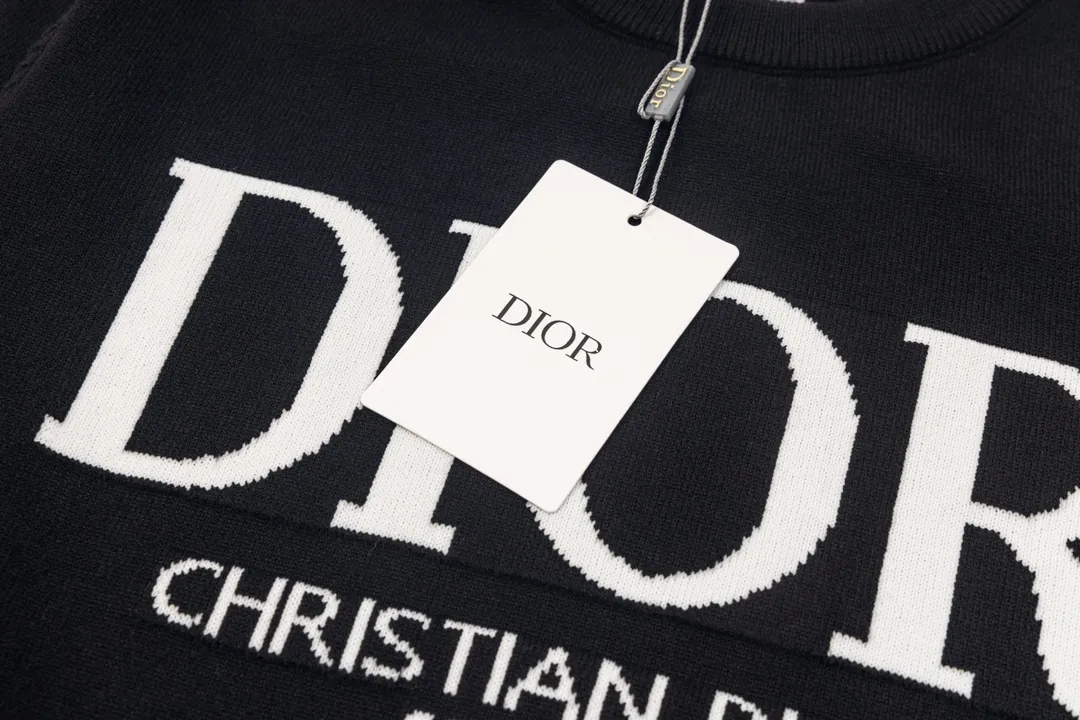 【2026】【DIOR 公式旗艦店】ディオール   セーター好評に付き再入荷！ 240929