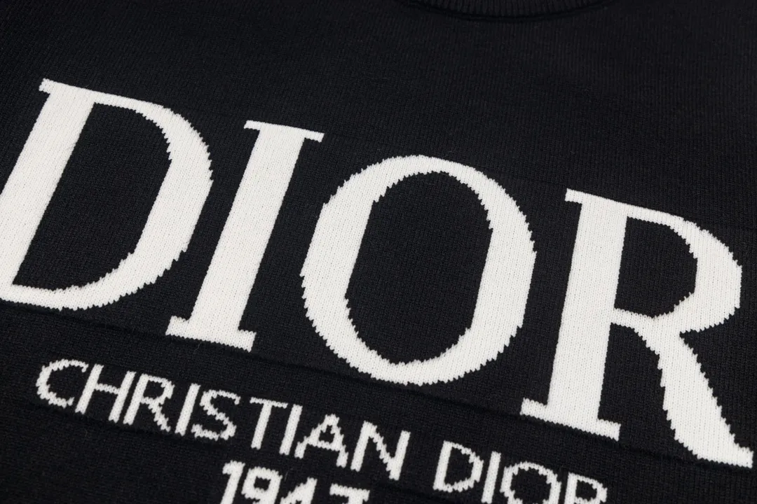 【2026】【DIOR 公式旗艦店】ディオール   セーター好評に付き再入荷！ 240929