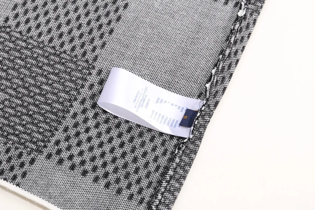 【2026】LV 【LOUIS VUITTON 公式旗艦店】ルイヴィトン  セーター好評に付き再入荷！ 240927
