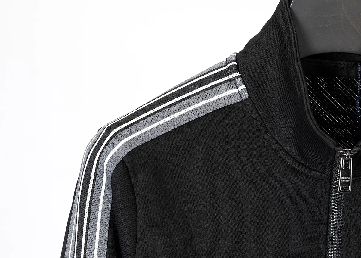 【2026】【Prada】( プラダ )  スーツ【即日出荷】ご好評に付き再入荷！240915