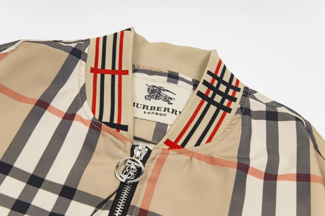 【2026】【BURBERRY 公式旗艦店】バーバリー  ジャケット着ご好評に付き再入荷！240924