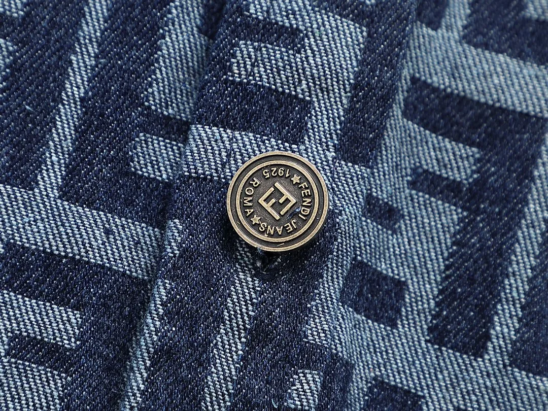 【2026】【FENDI】フェンディ  ジャケット着ご好評に付き再入荷！240923