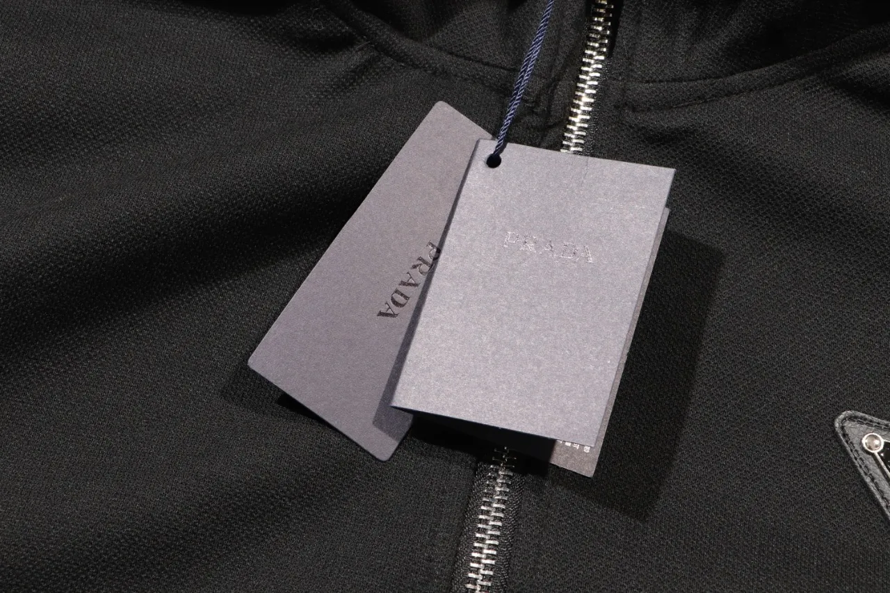 【2026】【PRADA】プラダ  ジャケット着ご好評に付き再入荷！240923