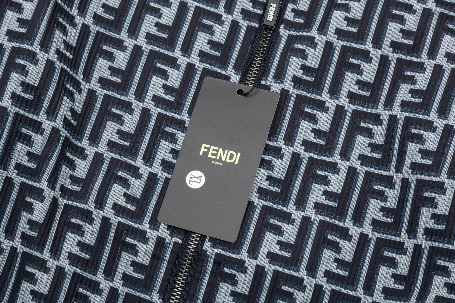 【2026】【FENDI】 フェンディ  ジャケット着  ご好評に付き再入荷！240921