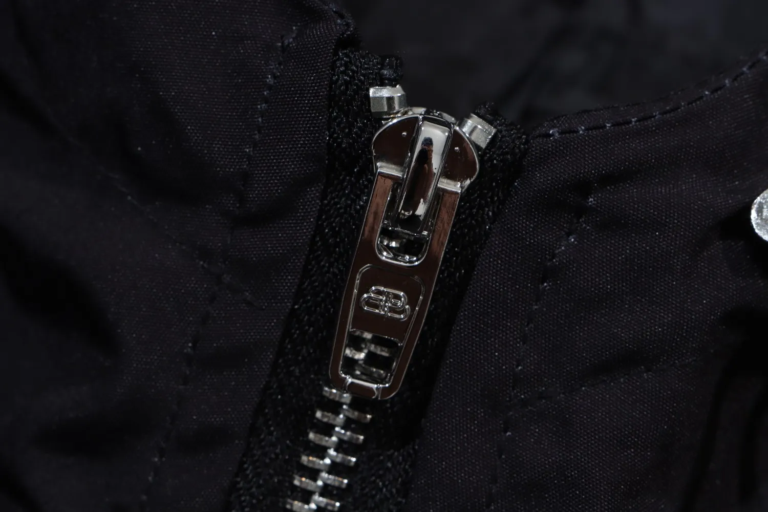 【2026】【BALENCIAGA】バレンシアガ   ジャケット着  ご好評に付き再入荷！240921