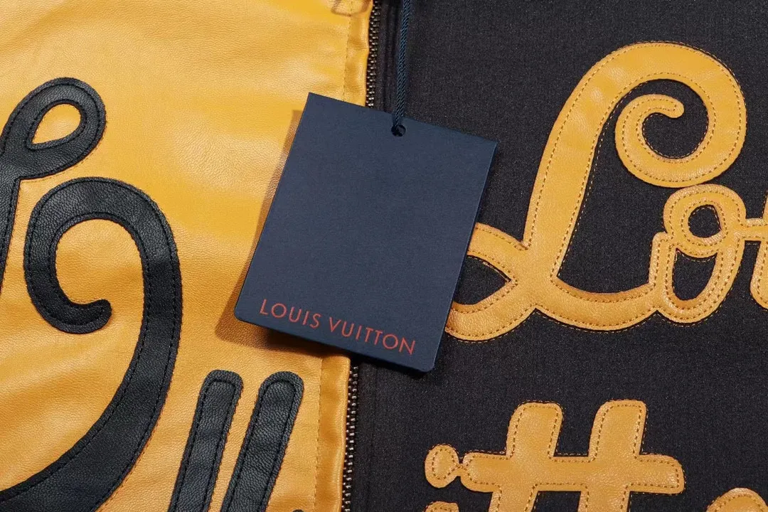 【2026】【LOUIS VUITTON】ルイヴィトン   ジャケット着  ご好評に付き再入荷！240921