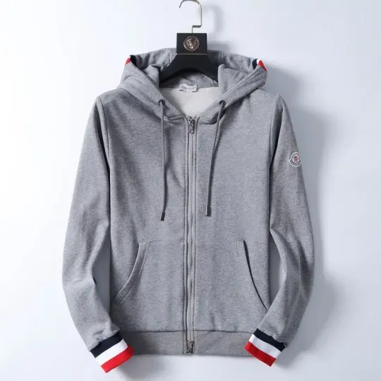 【2026】【Moncler日本公式許可旗艦店】（モンクレール）ジャケット着 ご好評に付き再入荷！！【男女兼用】 240920