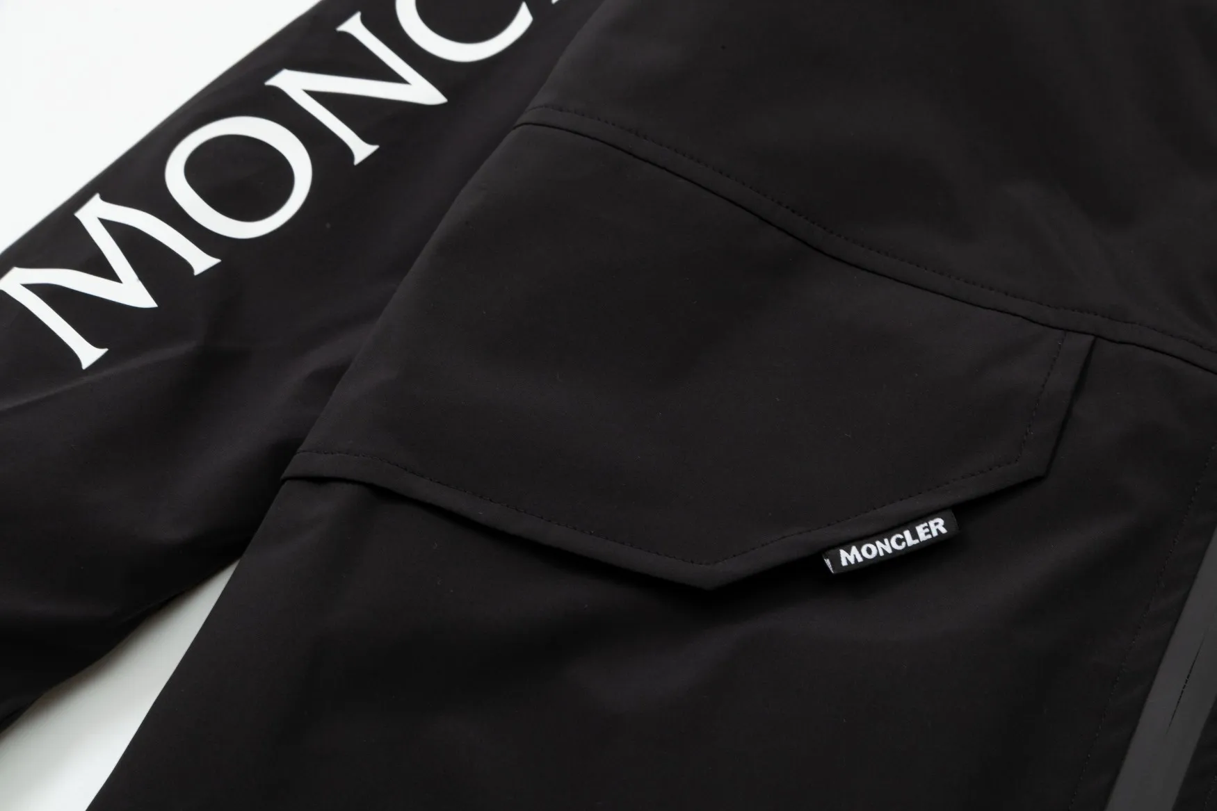 【2026】【MONCLER 公式旗艦店】モンクレール ジャケット 好評に付き再入荷！ 240920